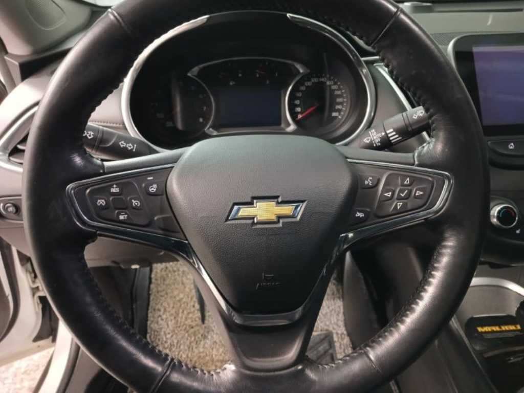 Chevrolet Malibu - Vista 11