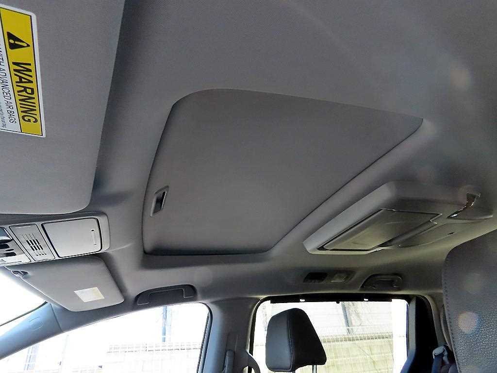 Honda Odyssey 2019 Gris - Importación desde Corea - HF Imports Iquique - Foto 15