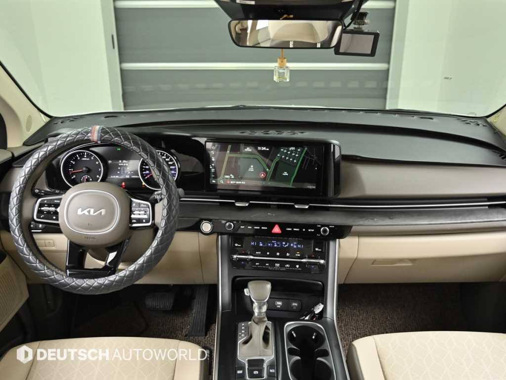 KIA Carnival - Vista 8