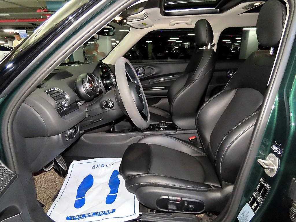 Mini Clubman - Vista 6