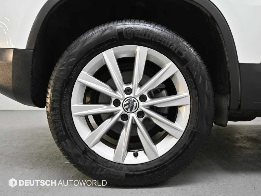 Volkswagen Tiguan - Vista 5