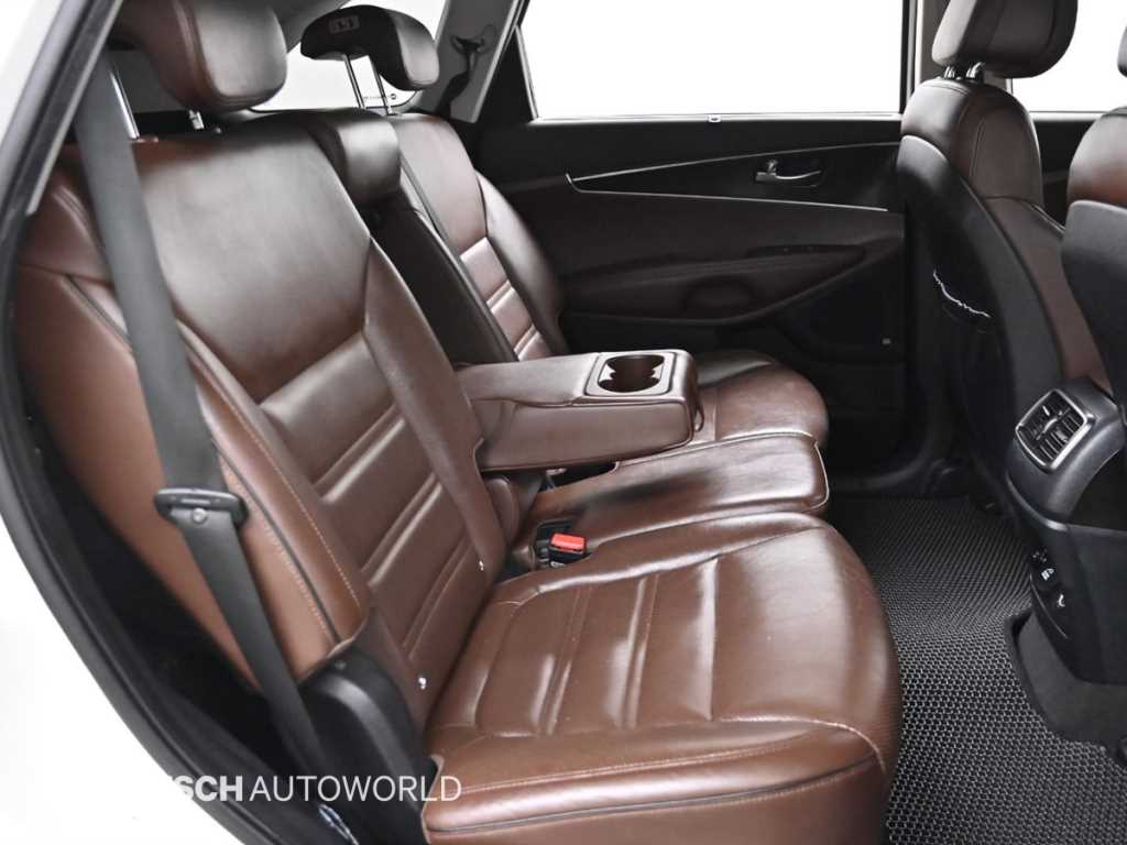 KIA Sorento - Vista 12