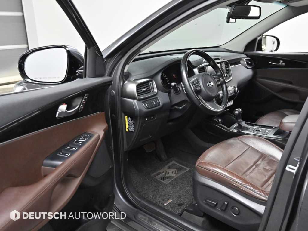 KIA Sorento - Vista 11