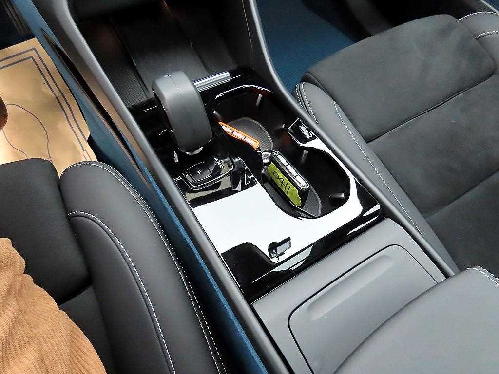 Volvo XC40 - Vista 10