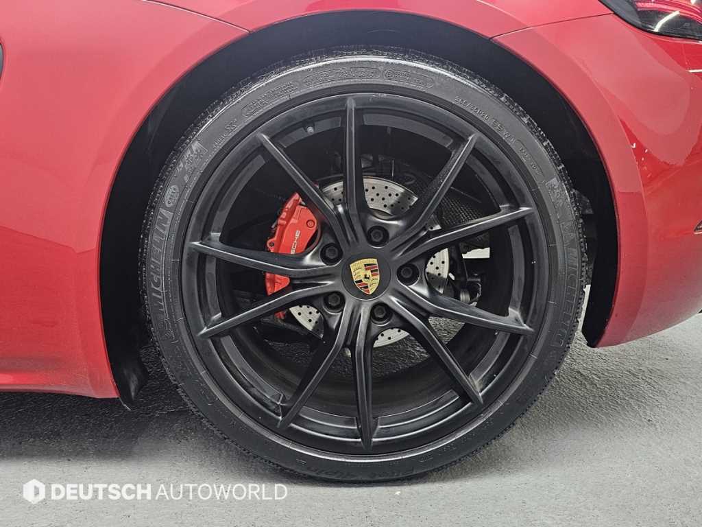 Porsche 718 - Vista 5