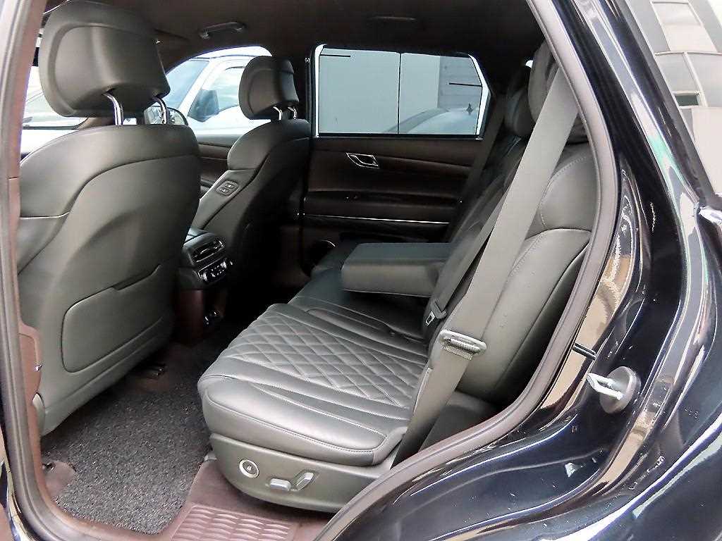 Genesis GV80 - Vista 6