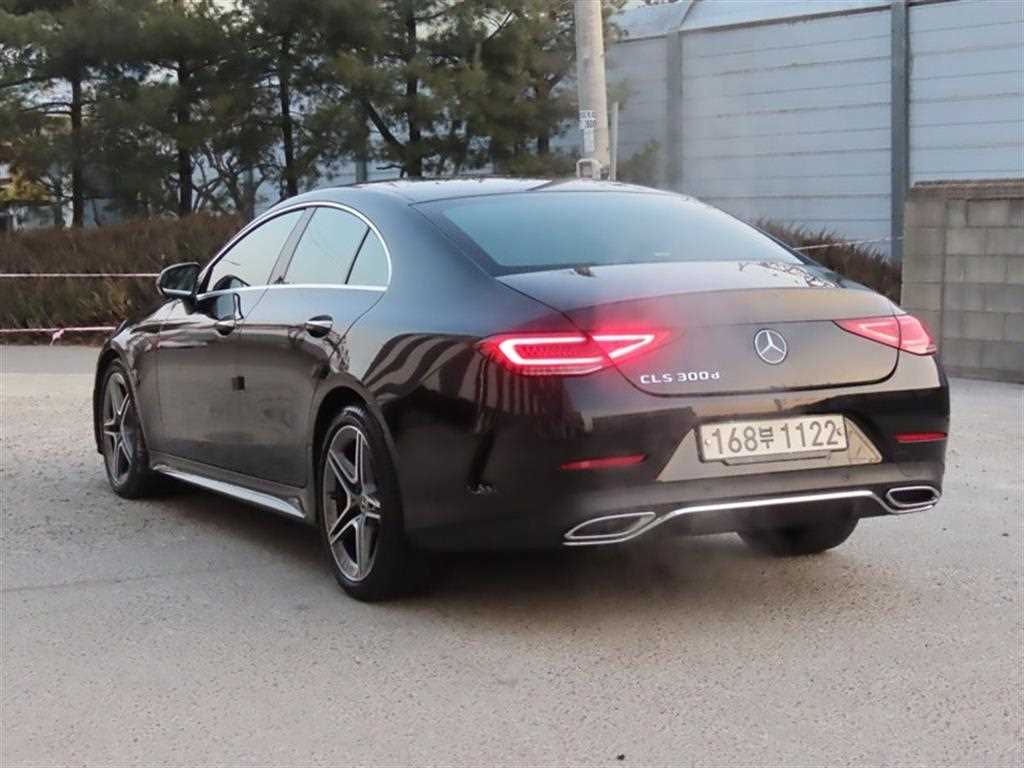 Mercedes Benz CLS Class - Vista 3