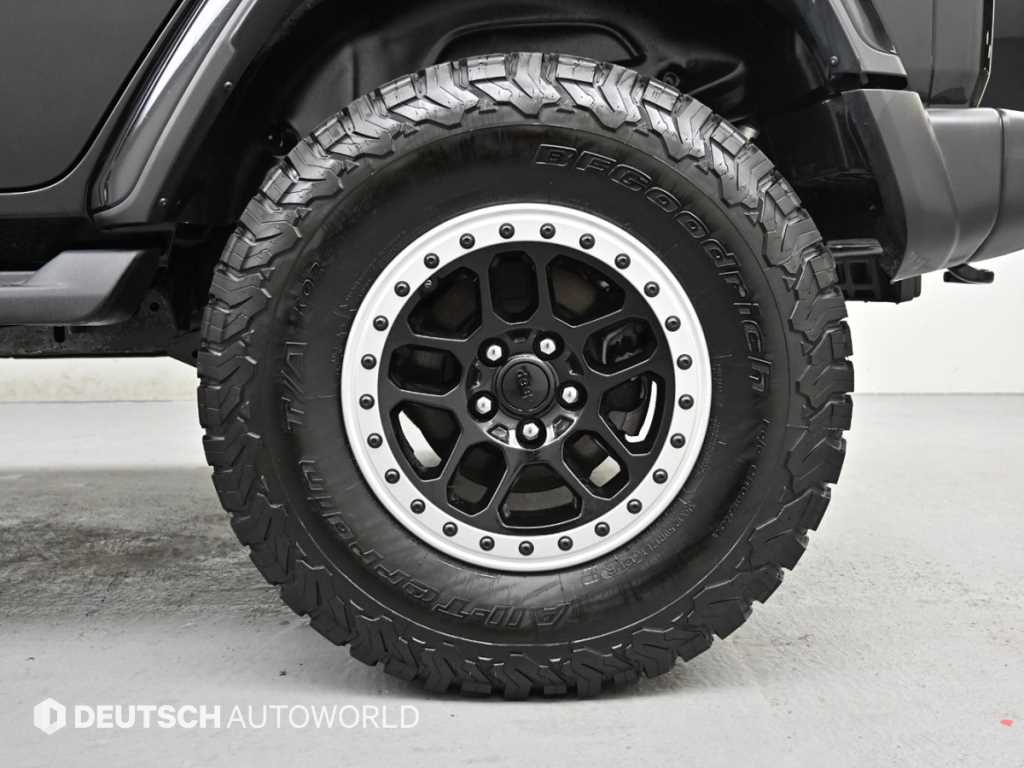 Jeep Wrangler - Vista 5