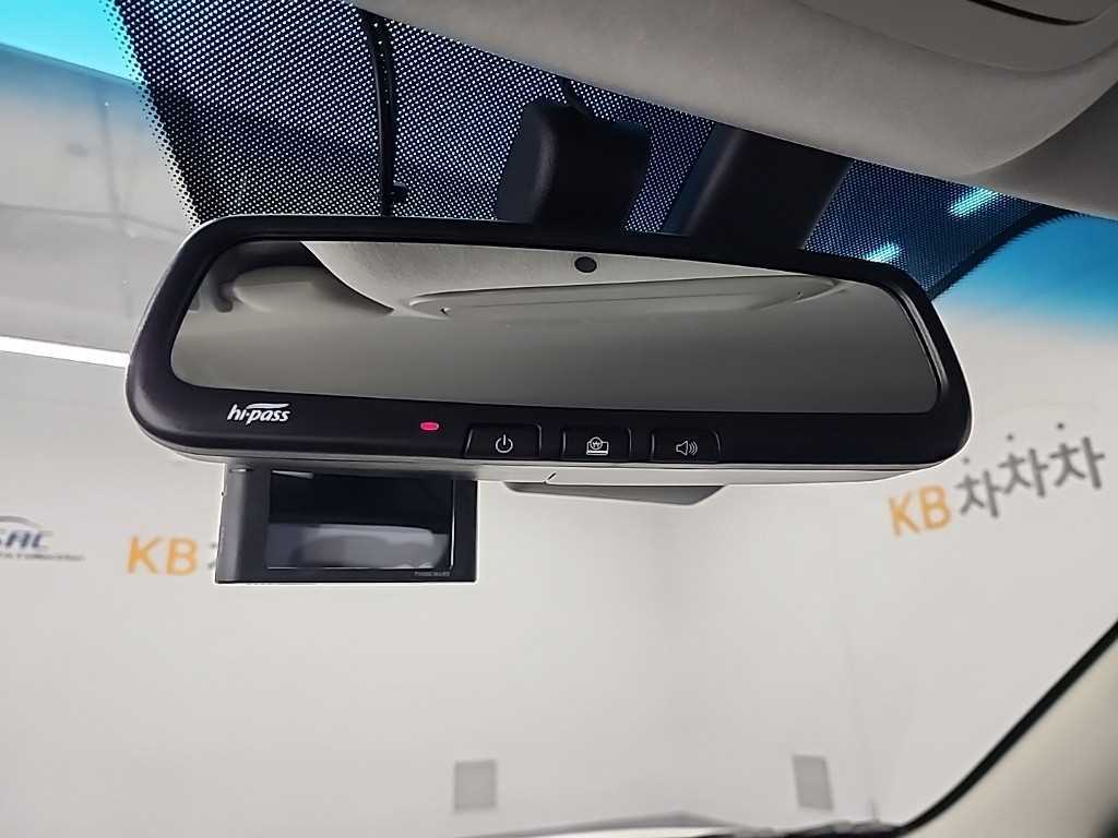 Ssangyong Tivoli 2025 Blanco - Importación desde Corea - HF Imports Iquique - Foto 16