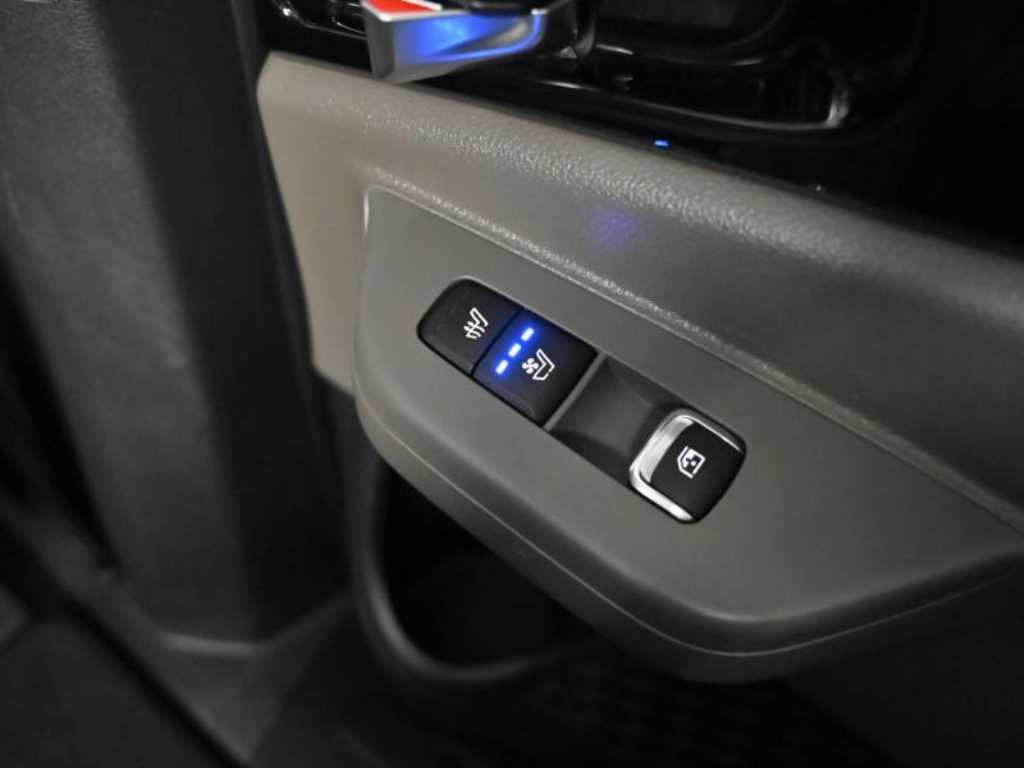 KIA Carnival 2024 Blanco - Importación desde Corea - HF Imports Iquique - Foto 16