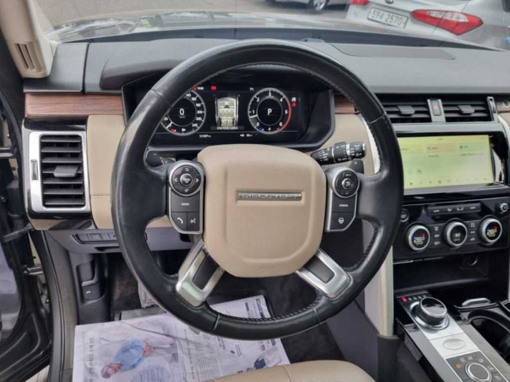 Land Rover Discovery 2018 Gris - Importación desde Corea - HF Imports Iquique - Foto 13