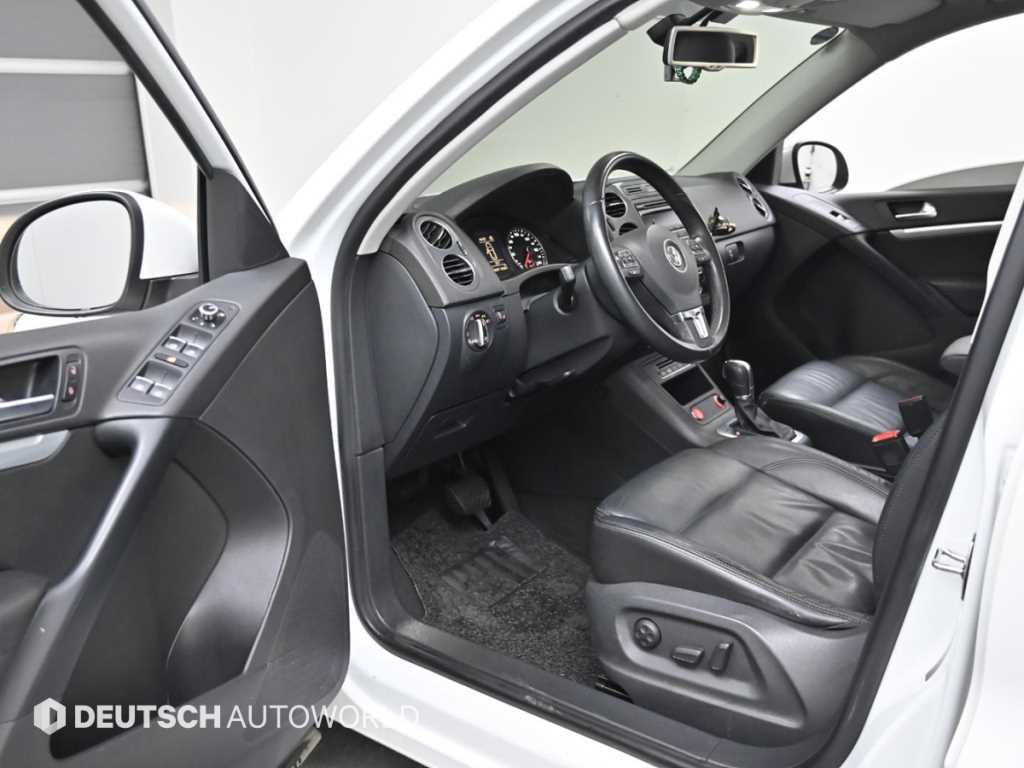 Volkswagen Tiguan - Vista 11