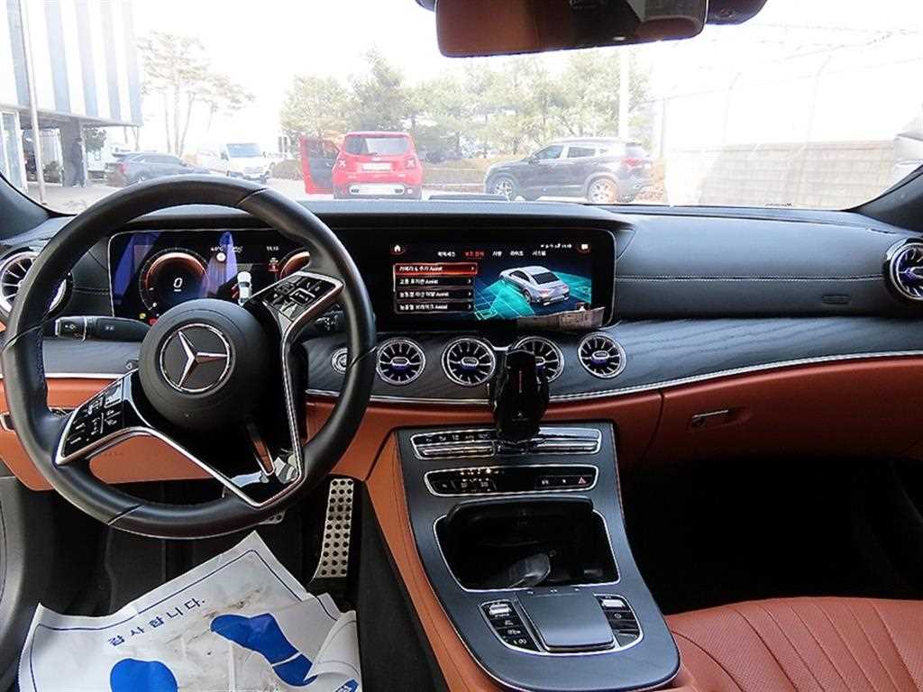 Mercedes Benz CLS Class - Vista 7