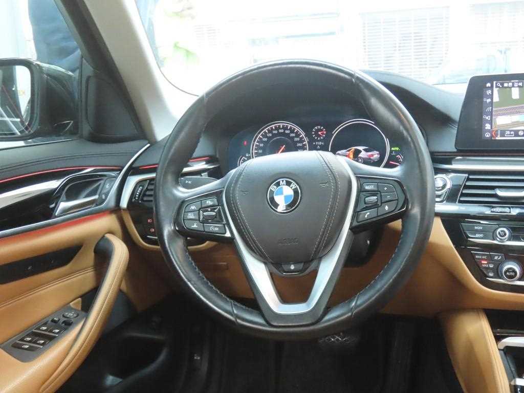 BMW 5 Series 2018 - Importación desde Corea - HF Imports Iquique - Foto 17