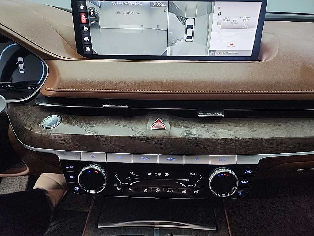 Genesis G80 - Vista 10