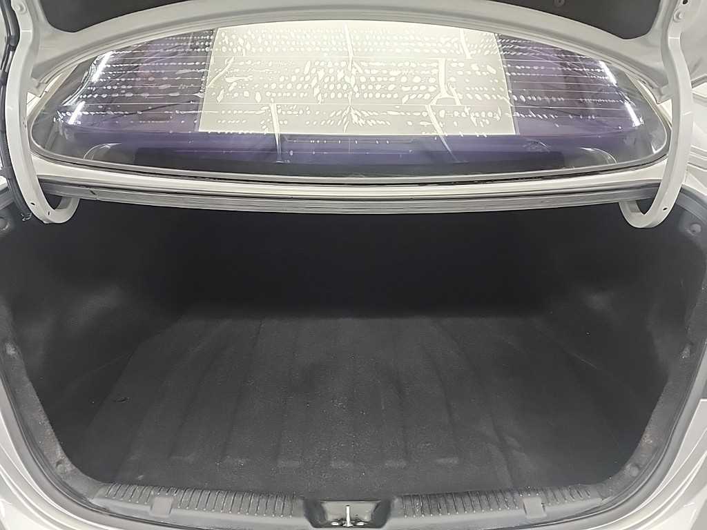 HYUNDAI Avante 2014 Gris - Importación desde Corea - HF Imports Iquique - Foto 18