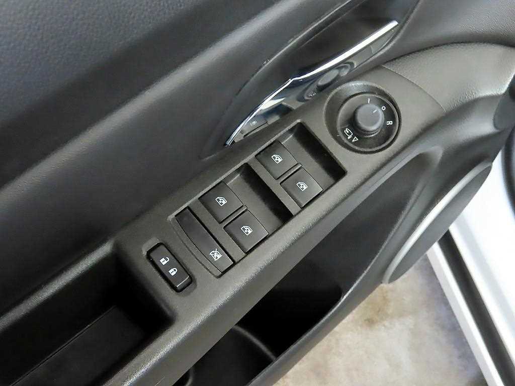 Chevrolet Cruise 2015 Blanco - Importación desde Corea - HF Imports Iquique - Foto 17