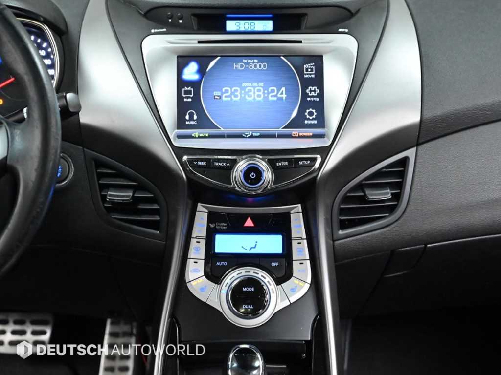 HYUNDAI Avante 2011 - Importación desde Corea - HF Imports Iquique - Foto 14