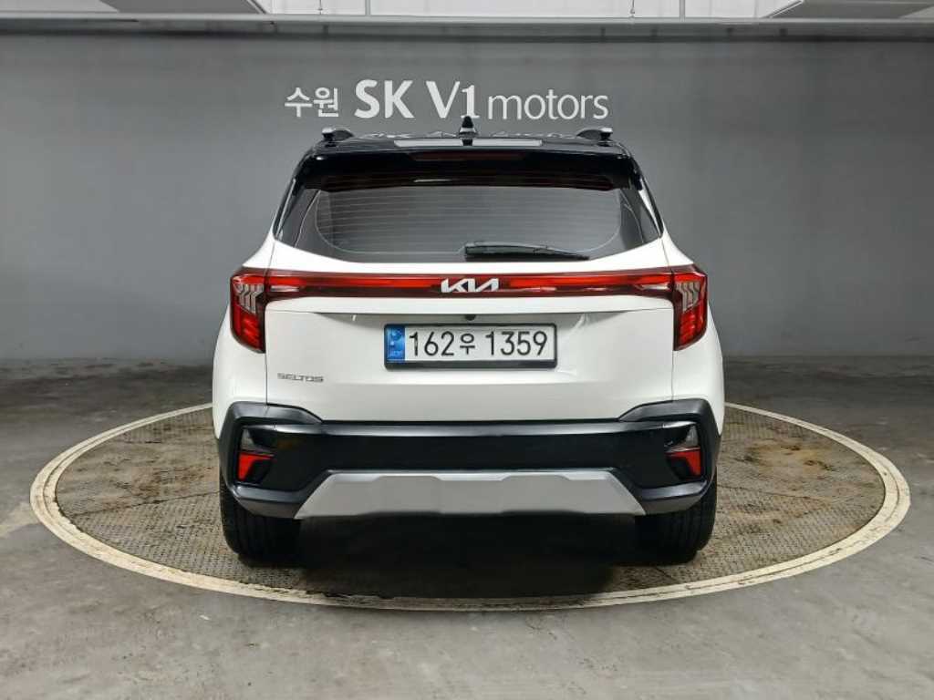 KIA Seltos - Vista 6