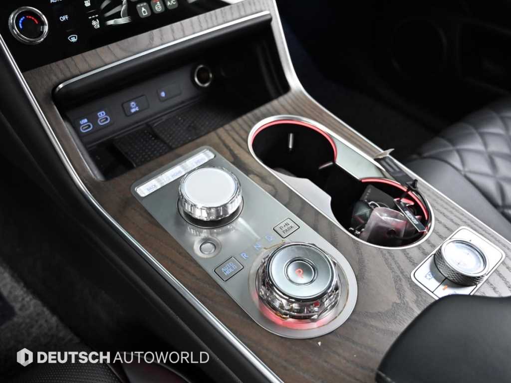 Genesis GV80 - Vista 9