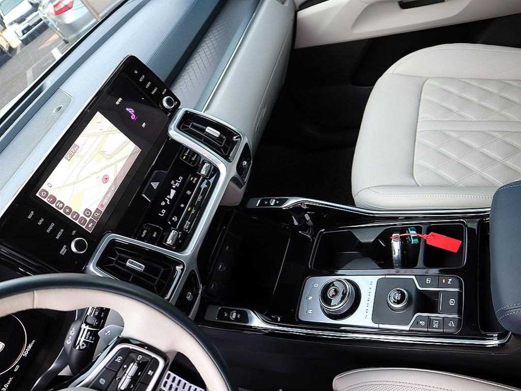 KIA Sorento - Vista 10