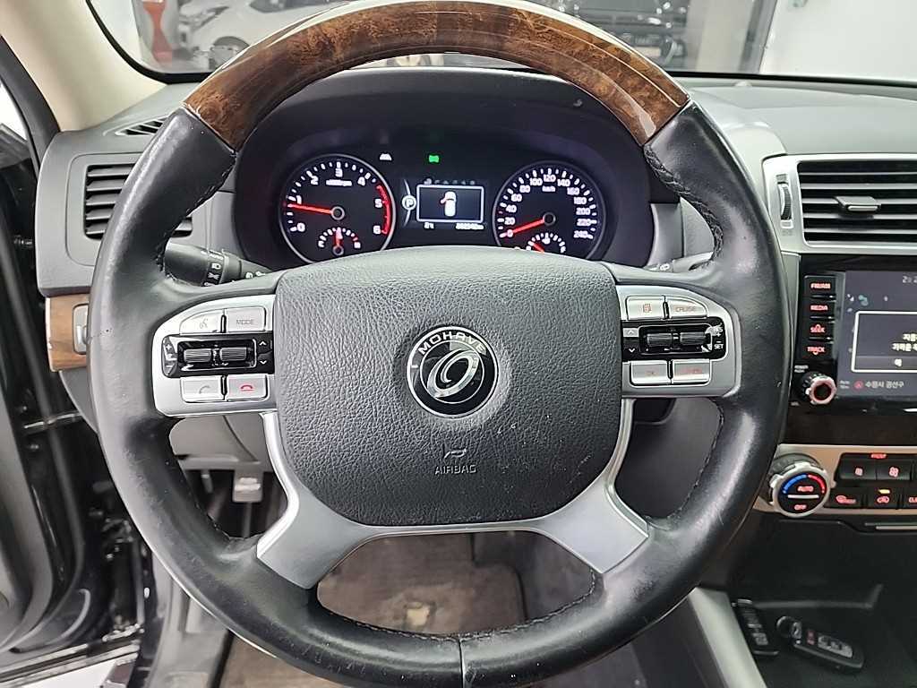 KIA Mohave - Vista 9