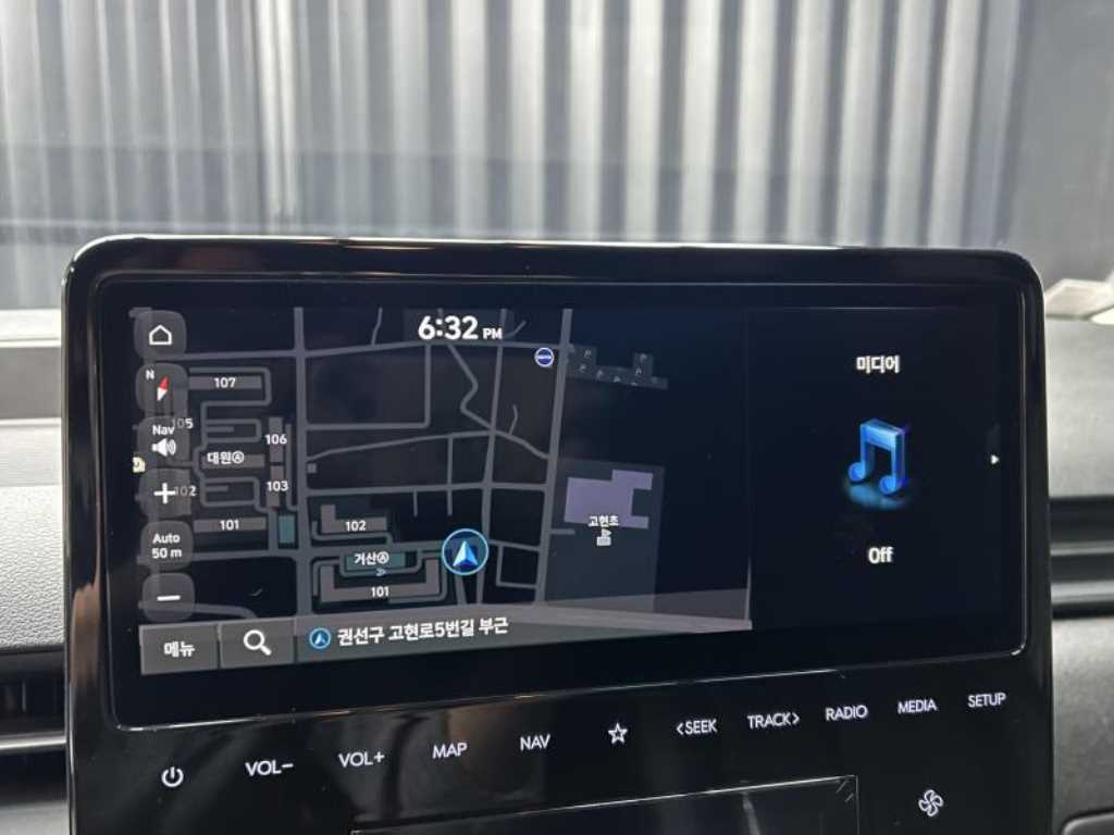 HYUNDAI Staria 2025 Blanco - Importación desde Corea - HF Imports Iquique - Foto 13