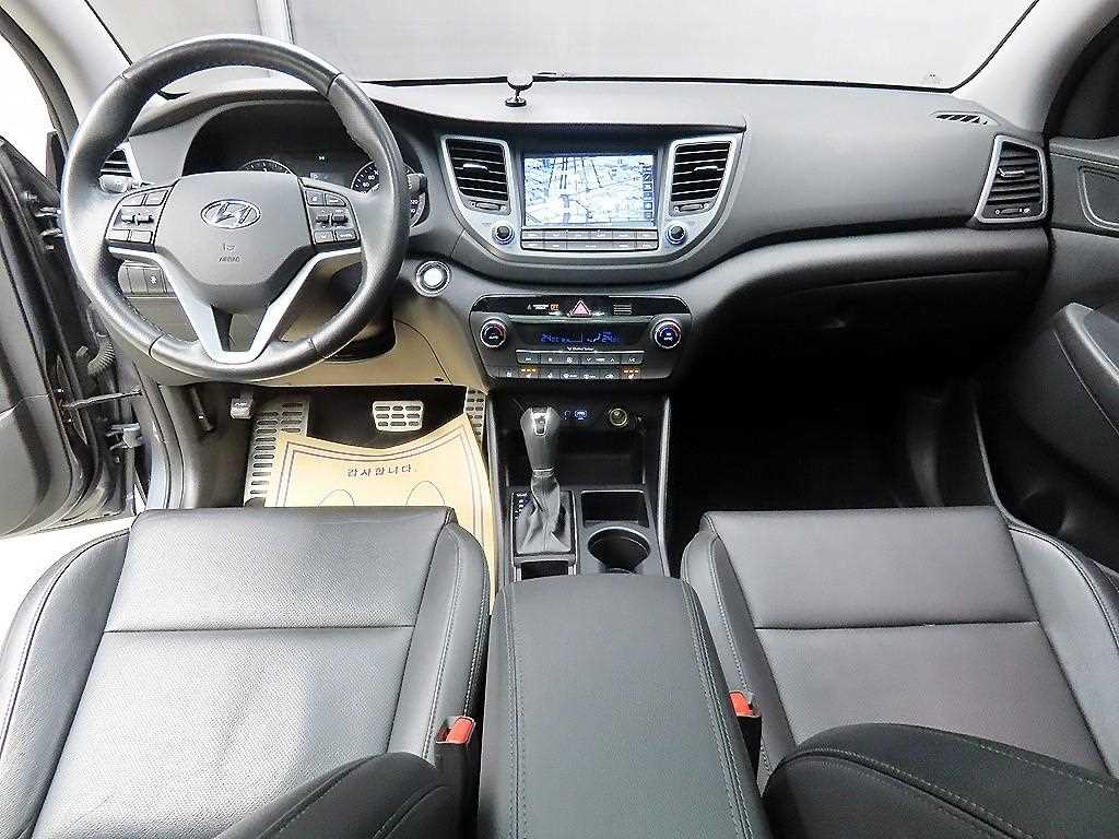 HYUNDAI Tucson - Vista 7