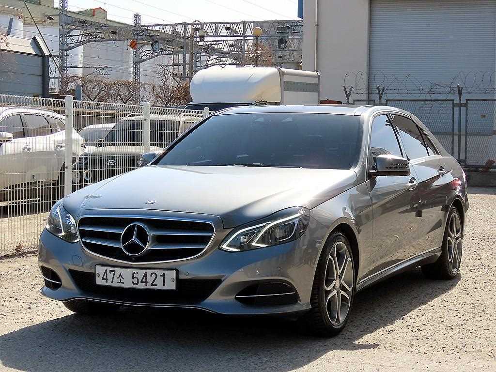 Mercedes Benz E class - Vista 2