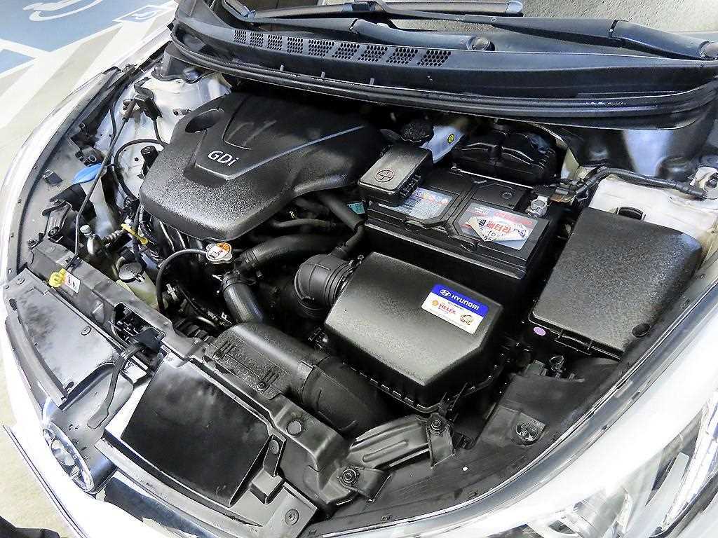 HYUNDAI Avante 2014 Blanco - Importación desde Corea - HF Imports Iquique - Foto 19