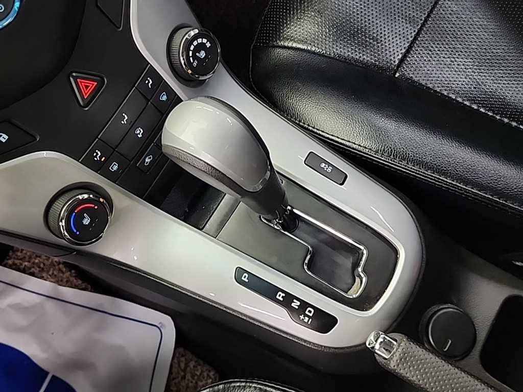 Chevrolet Cruise - Vista 8