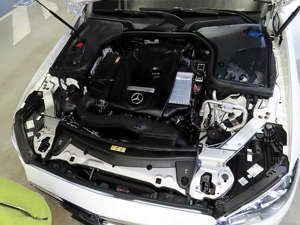 Mercedes Benz E class 2022 Blanco - Importación desde Corea - HF Imports Iquique - Foto 19