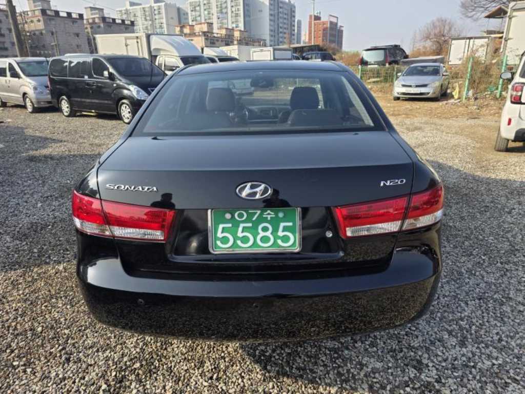 HYUNDAI Sonata - Vista 5