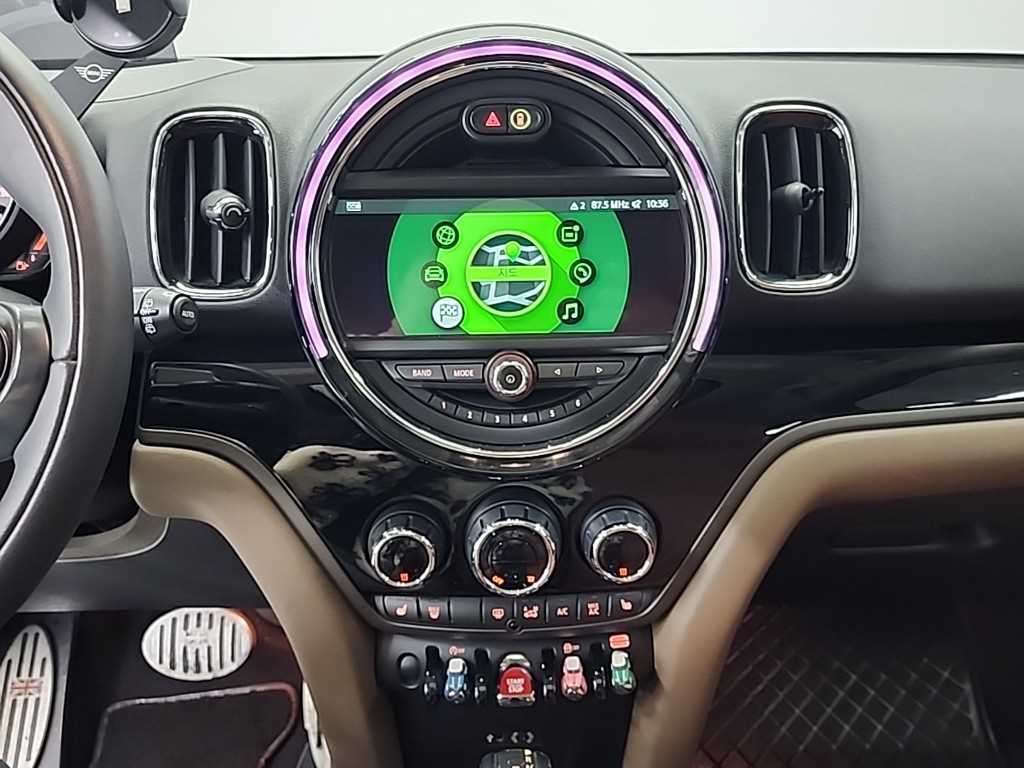 Mini Countryman - Vista 11