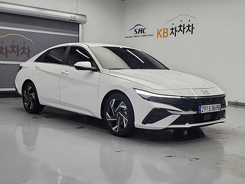 HYUNDAI Avante - Vista 4