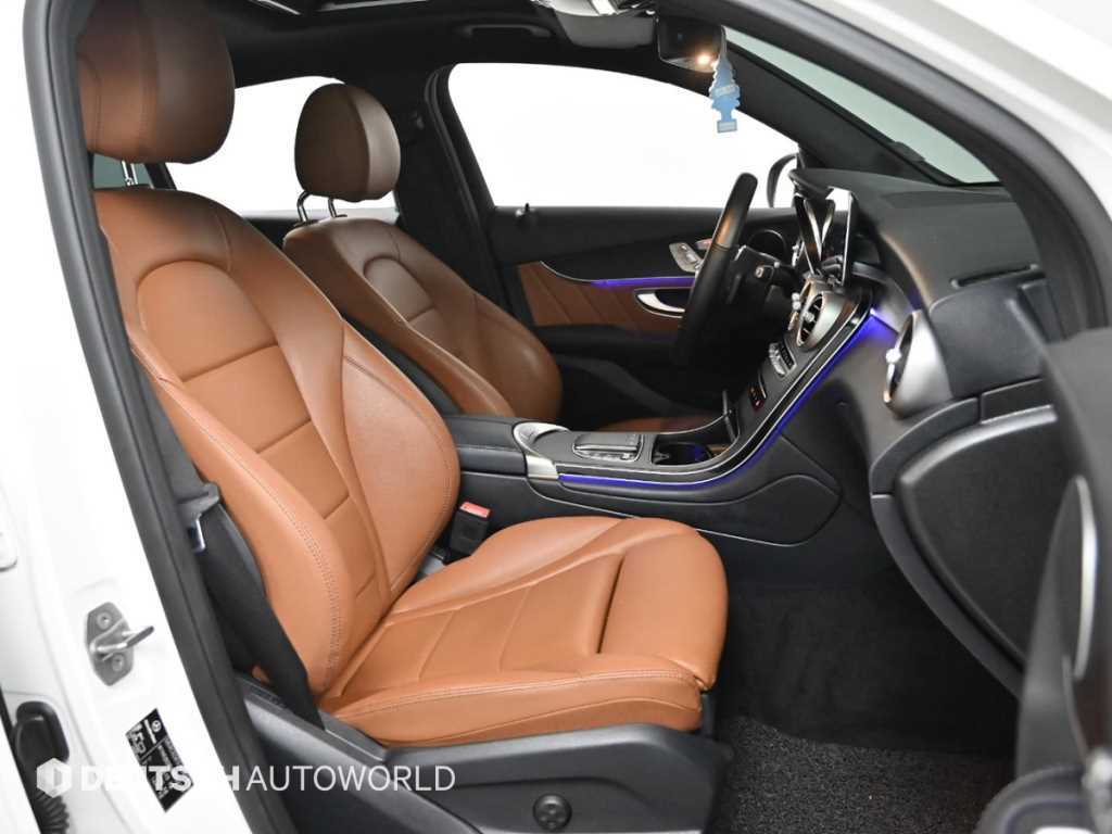 Mercedes Benz GLC Class - Vista 10