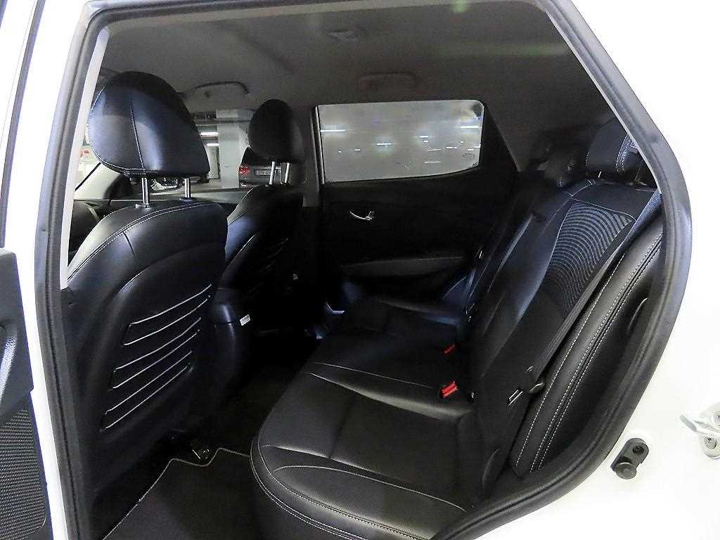 Ssangyong Tivoli - Vista 7