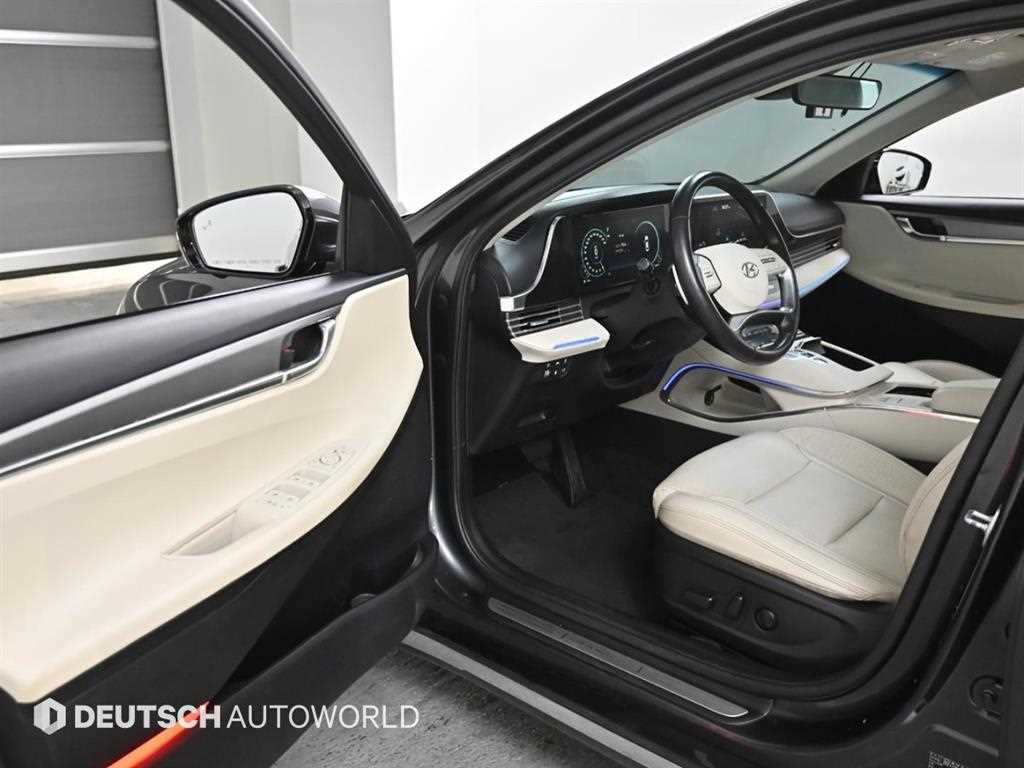 HYUNDAI Grandeur - Vista 11