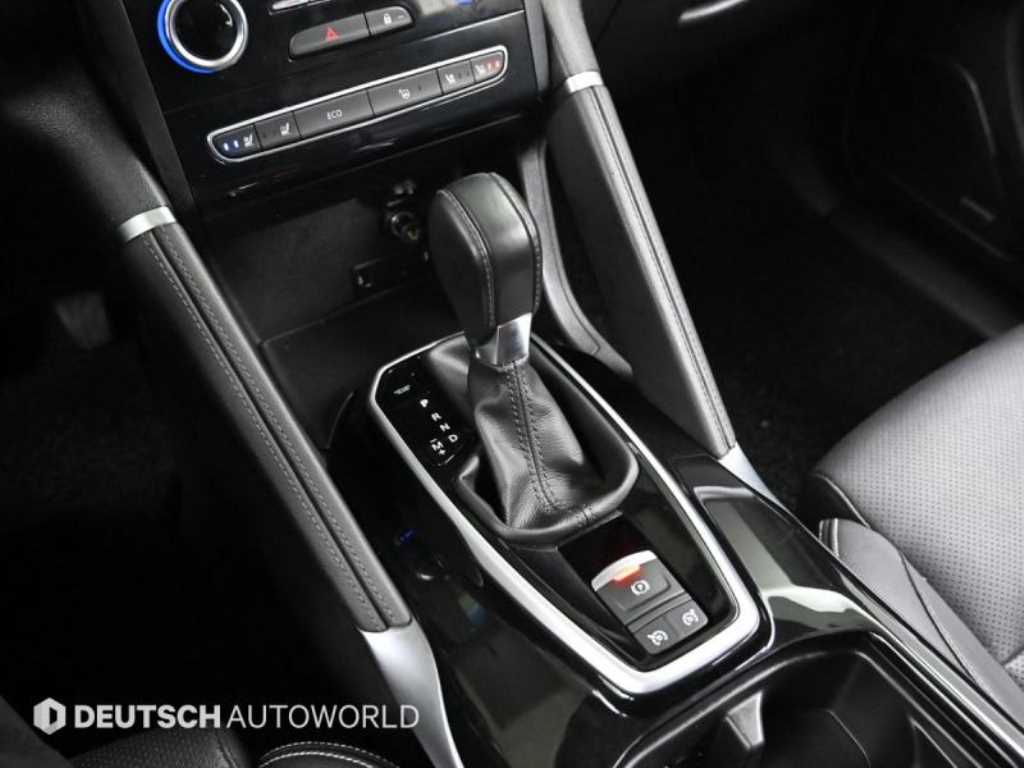 SAMSUNG QM6 - Vista 9