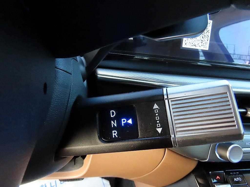 HYUNDAI Grandeur - Vista 10