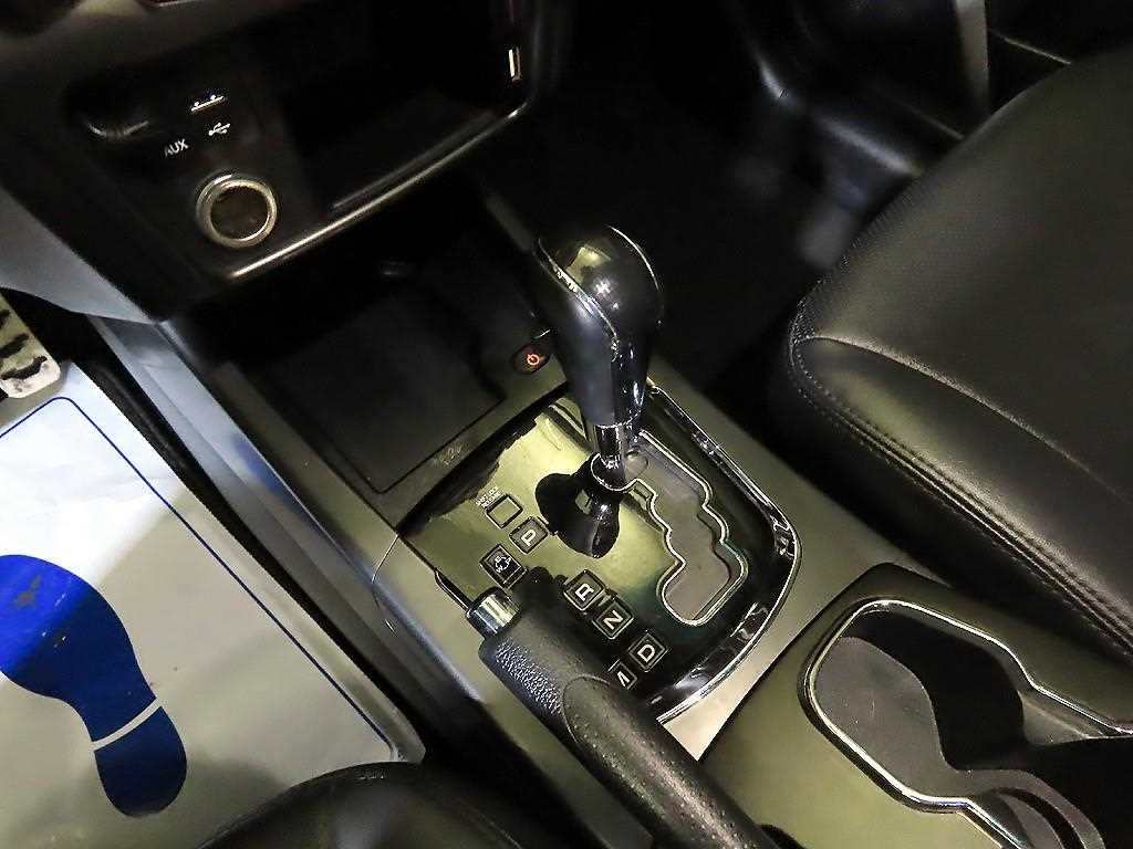 Ssangyong Korando - Vista 12