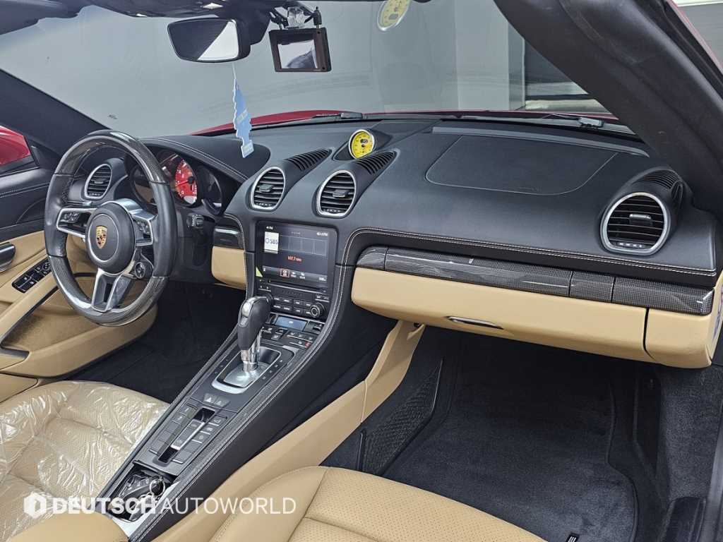 Porsche 718 - Vista 7