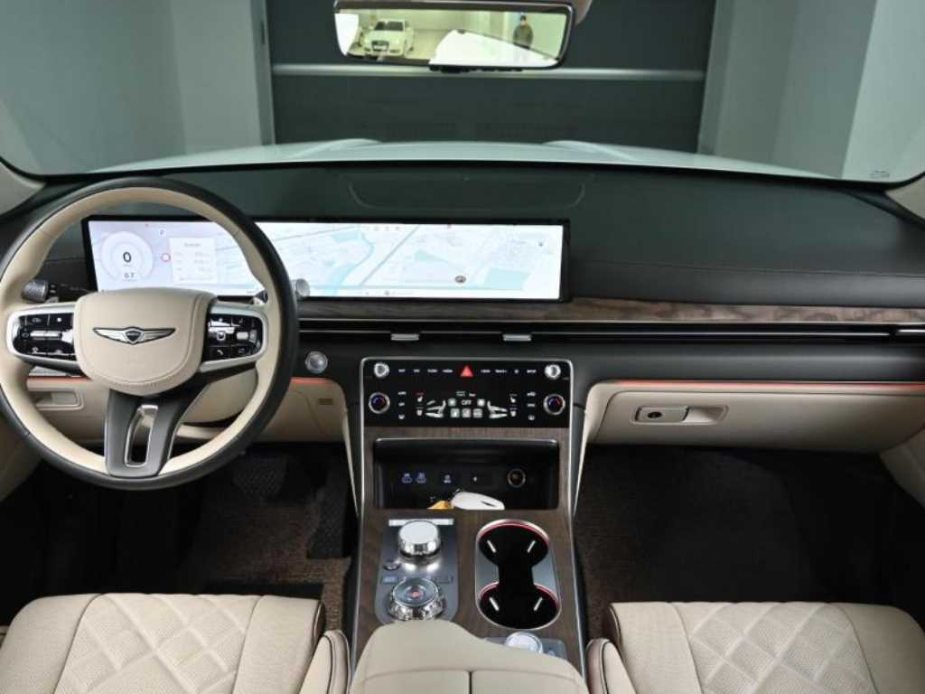 Genesis GV80 - Vista 7