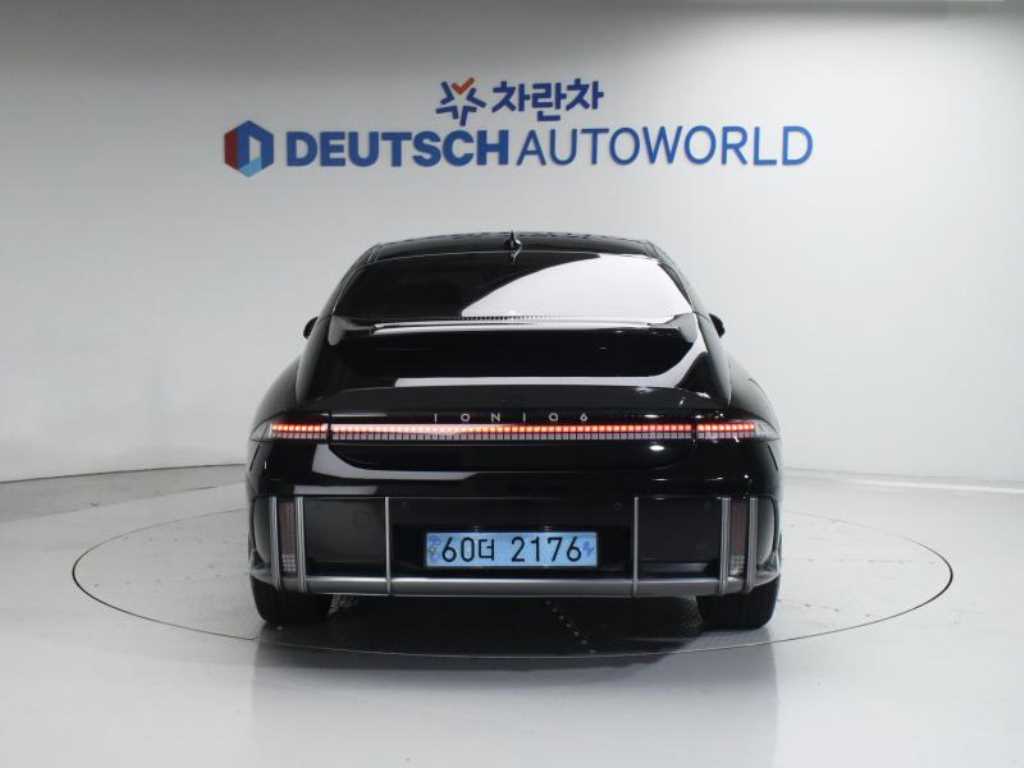 HYUNDAI Ioniq 6 - Vista 4