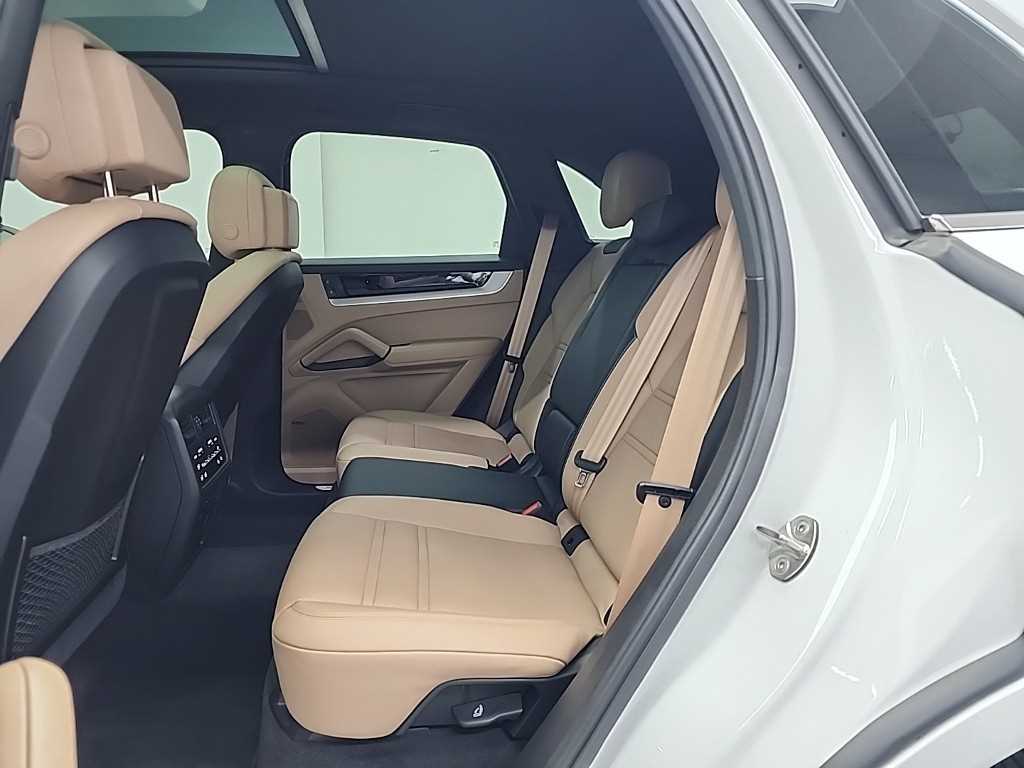 Porsche Cayenne - Vista 12