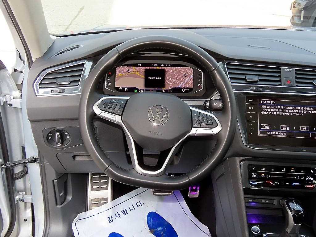 Volkswagen Tiguan - Vista 8