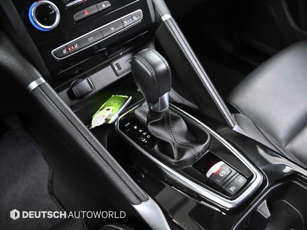 SAMSUNG QM6 - Vista 9