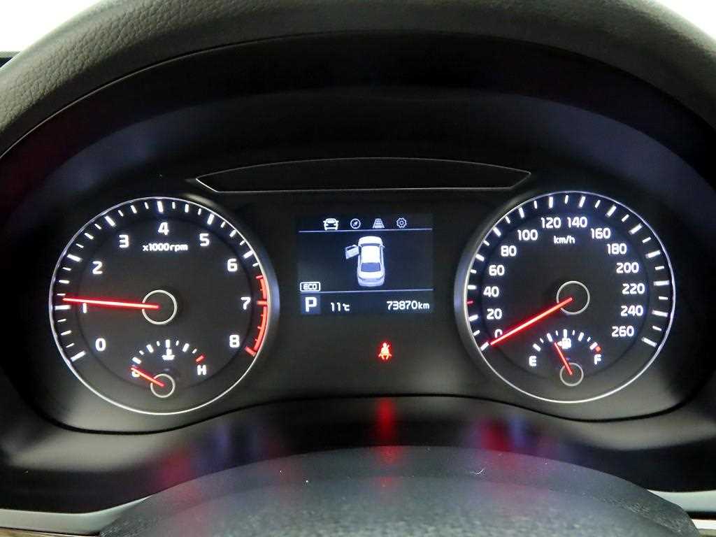 KIA K7 - Vista 5