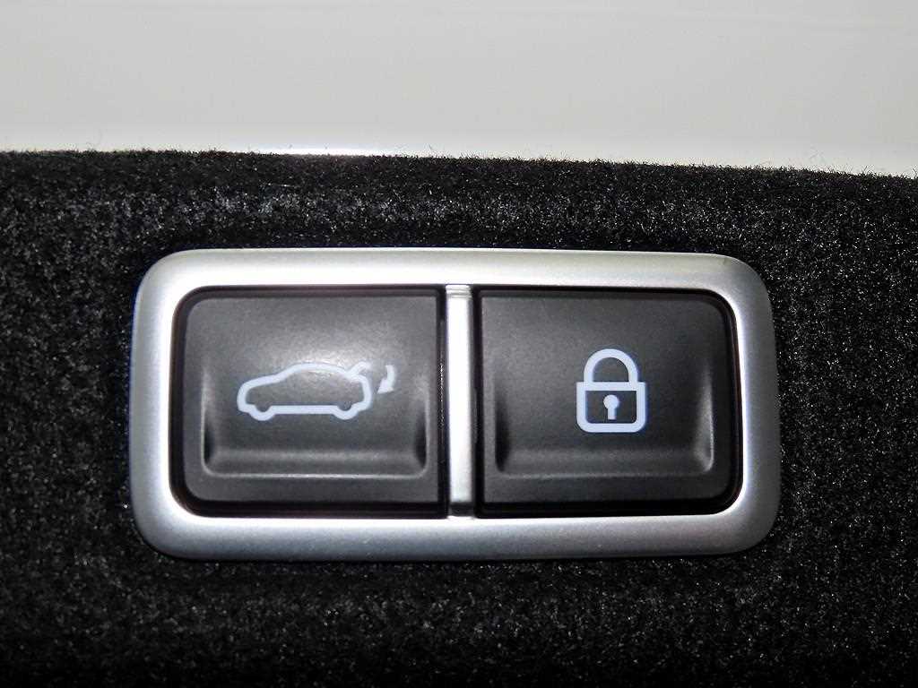 HYUNDAI Grandeur 2023 Blanco - Importación desde Corea - HF Imports Iquique - Foto 16