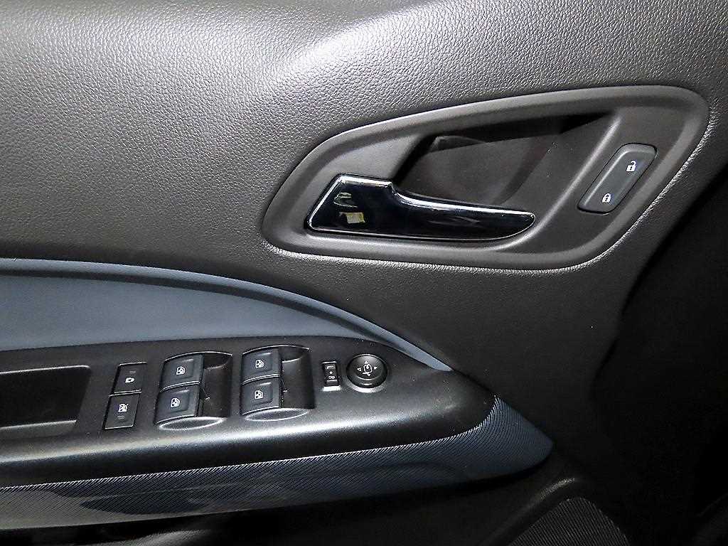 Chevrolet ?Colorado 2021 Negro - Importación desde Corea - HF Imports Iquique - Foto 13